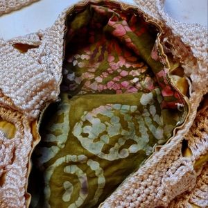 hand bag with crocheted shell, beige and 12x12